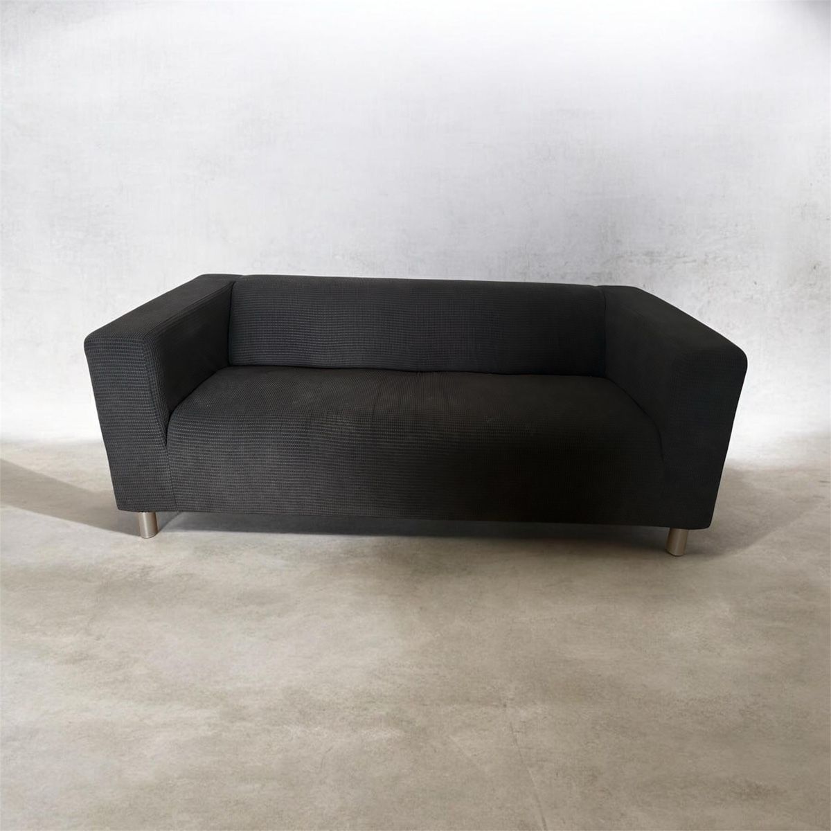 Ikea Divani: Schwarzes 2-Sitzer-Sofa – Usato da Luzern venduto da sam_xp5n 1