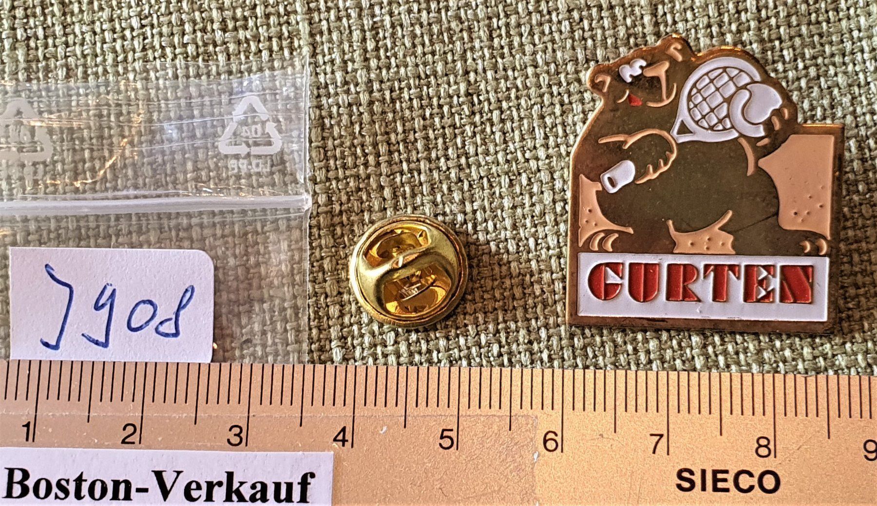 Placchette & Badge: J908 - Pin Gurten Bier Bär Tennis – Usato da Reinach BL venduto da Boston-Verkauf 1