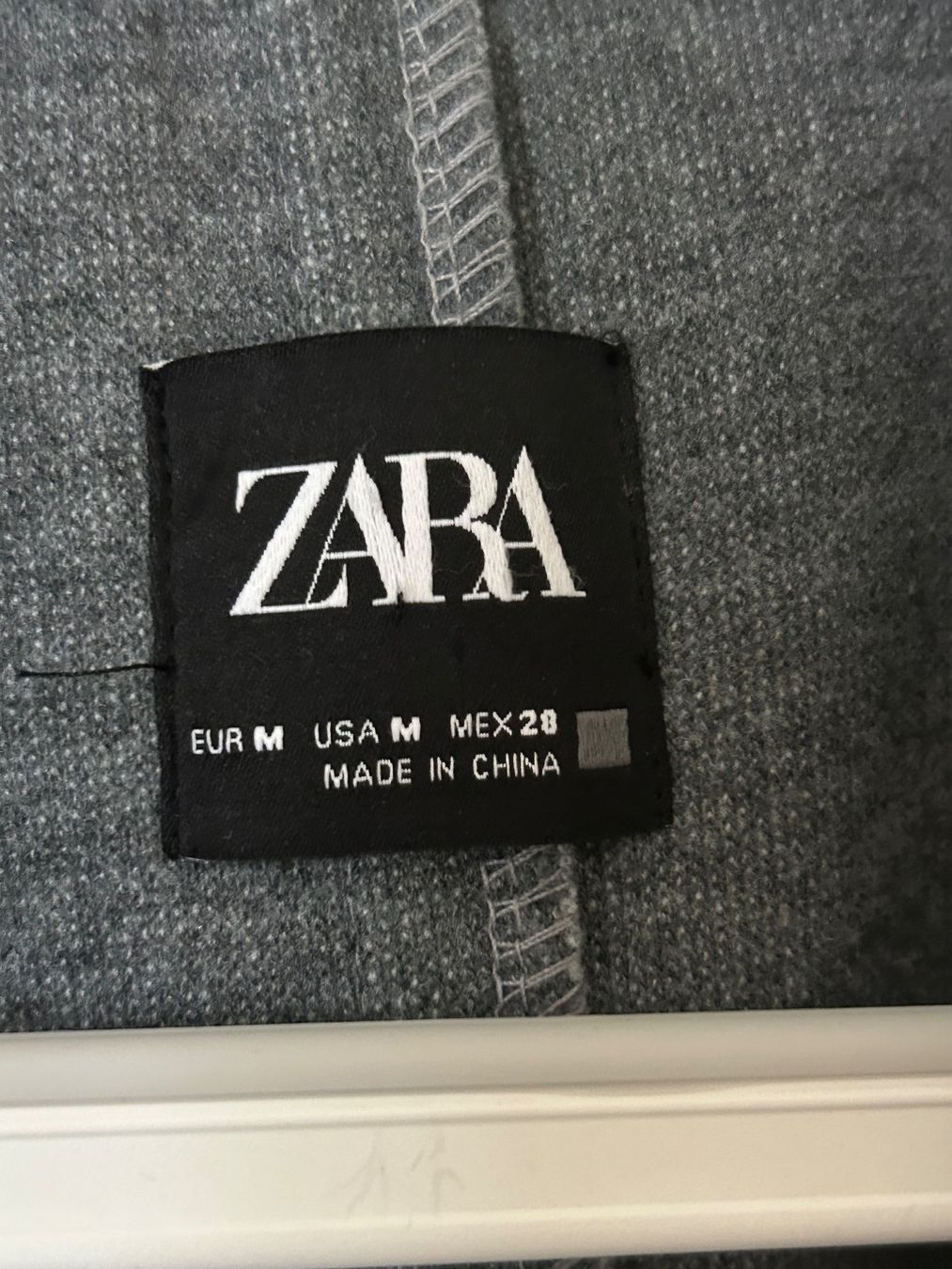 Zara Cappotti: Zara Mantel grau Gr. M – Usato da Muri b. Bern venduto da araucaria 3