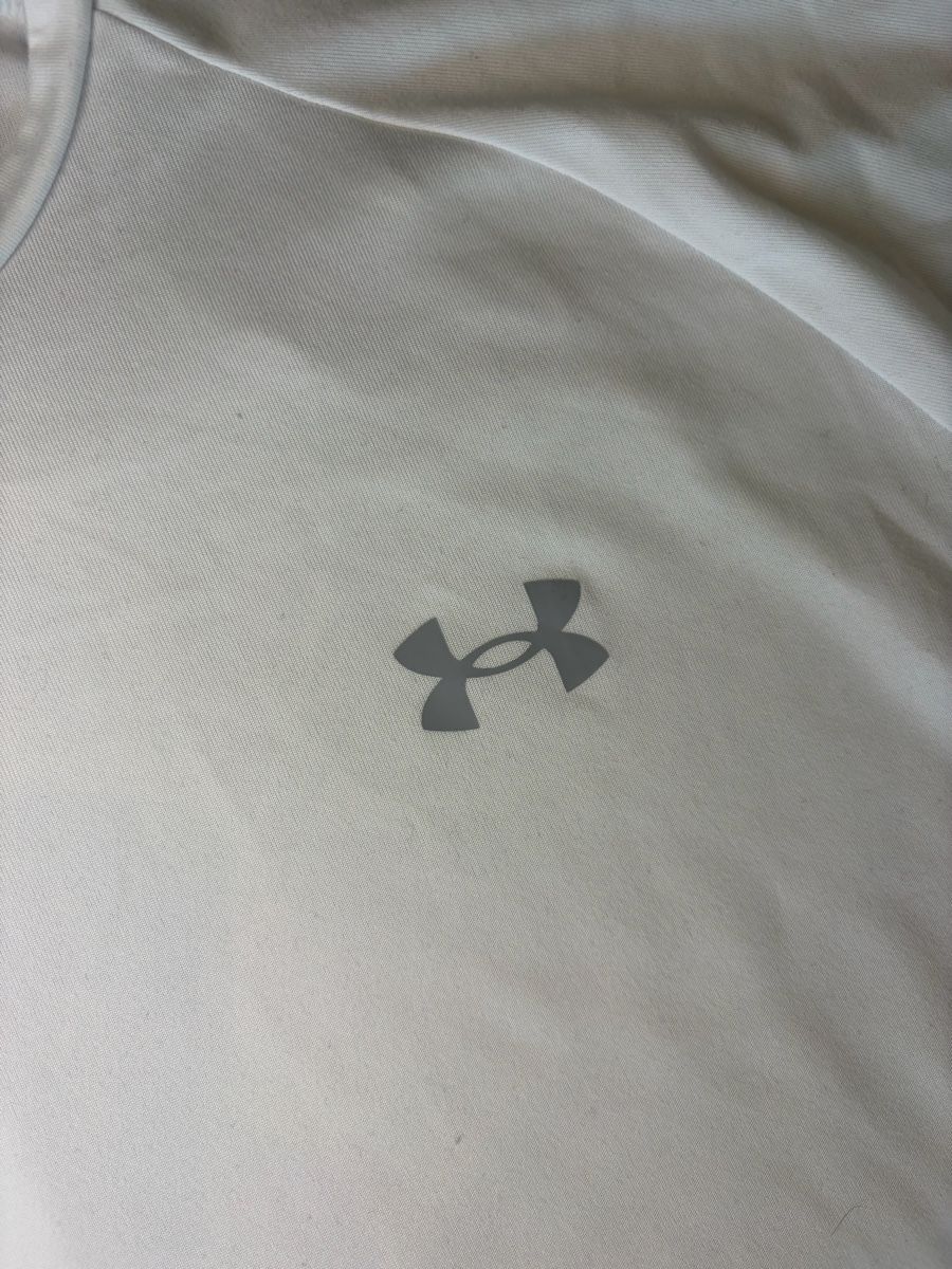 Under Armour T-Shirts: Under Armour Tech Tee White Size L – Neu (gemäss Beschreibung) aus Oberweningen von dala1. 3