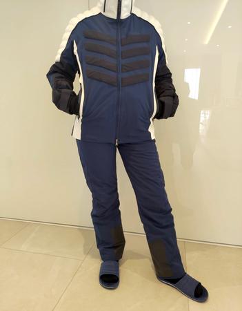 Balmain Skianzug – Blau – Neuwertig – Grösse EU 46 / US 32