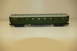 Liliput H0: Preussischer 1./2.Kl. Schnellzugwagen grün