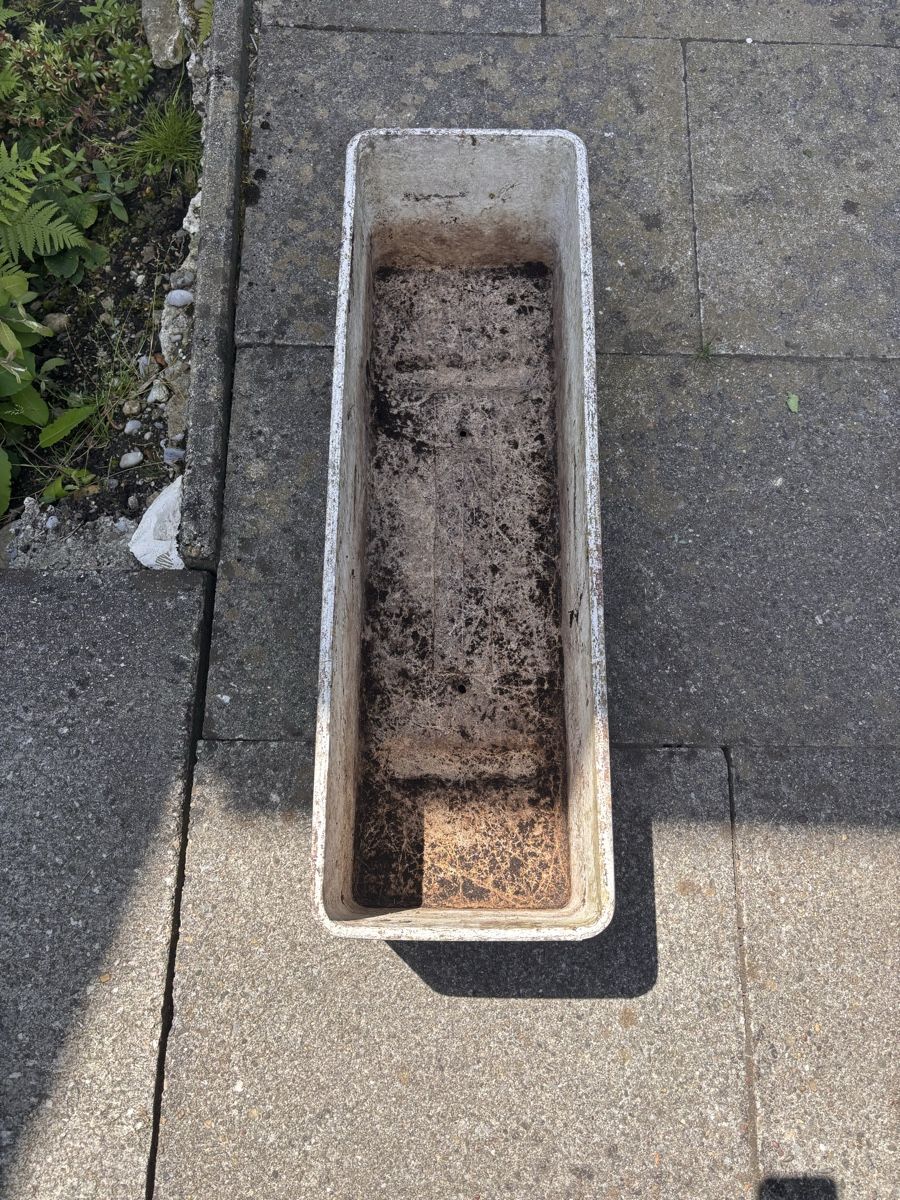 Eternit Vasi per fiori: Pflanzenkiste Eternit Swiss eform – Usato da Weisslingen venduto da Yuna123 1
