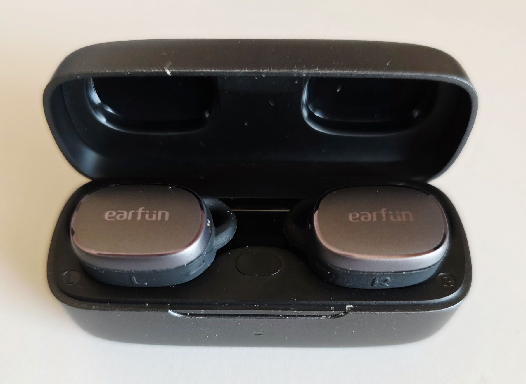 Cuffie: Kopfhörer handy Bluethoot EARFÜN – Usato da wetzikon venduto da Bestedienste 1