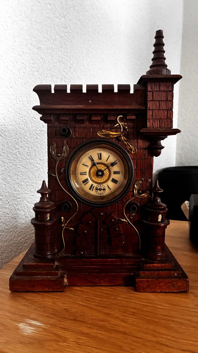 Orologi da terra & Orologi da parete: antike Holzuhr – Difettoso da Altstätten SG venduto da palmela.31