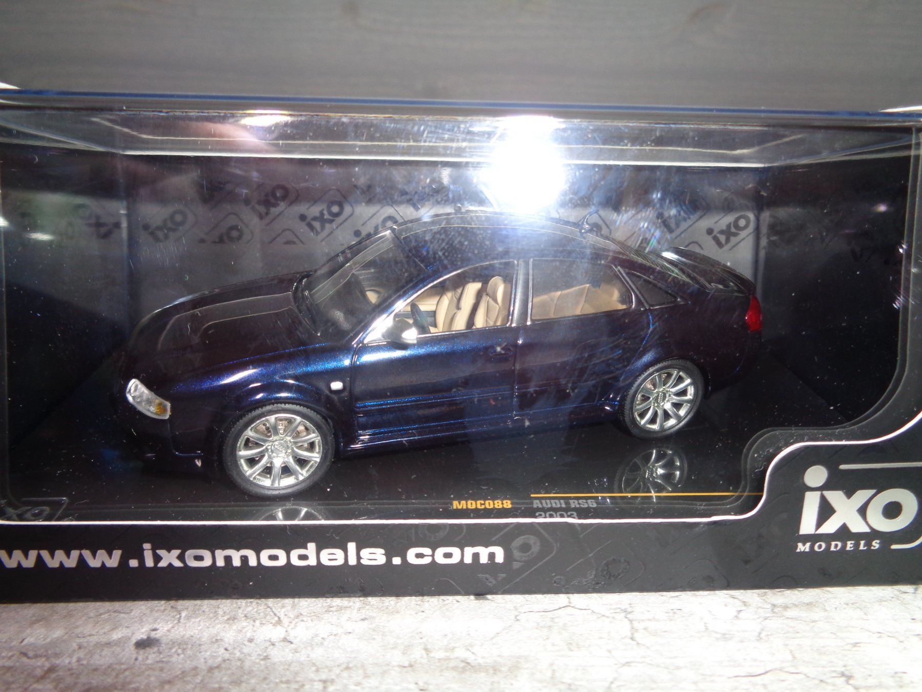Audi Modellautos: Ixo 1:43 Audi RS6 2003 – Neu und originalverpackt aus Reconvilier von rallycar 1