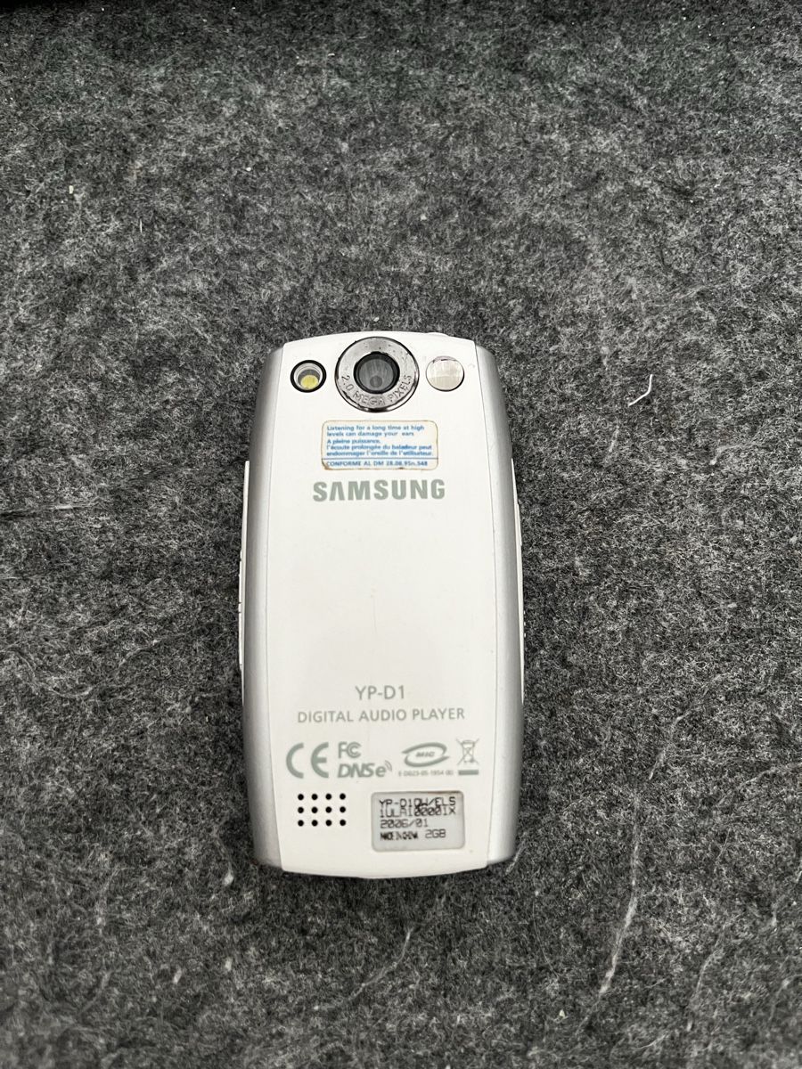 Samsung Tragbarer Mediaplayer: Samsung YP-D1 – Gebraucht aus Pfäffikon ZH von Restore-Me 2