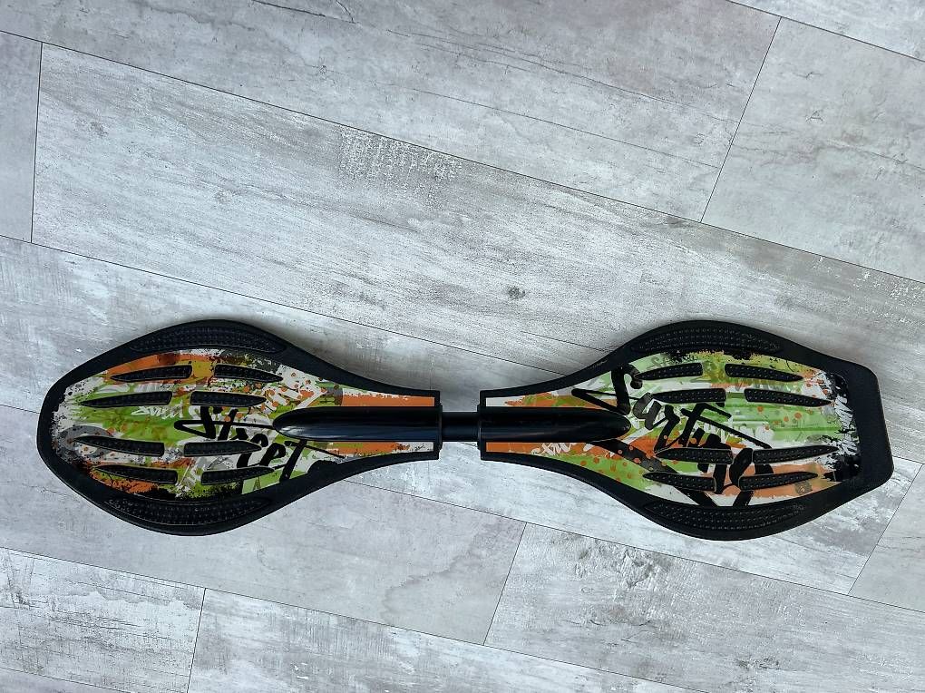 Skateboards: Waveboard mit Tragtasche – Gebraucht aus Leuggern von Maceio100 2
