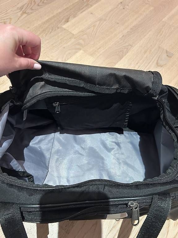 Under Armour Sacs: Sporttasche – D'occasion à Ebikon par l_c 3