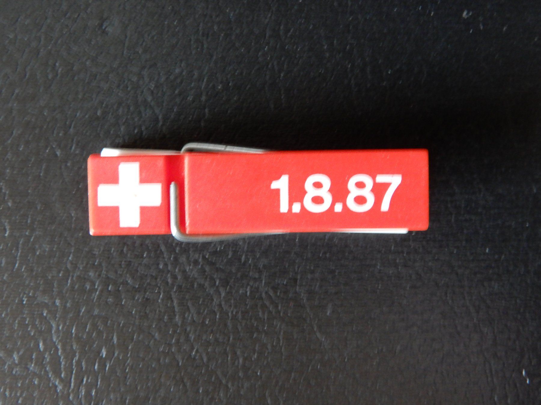 Swiss Placchette & Badge: 1. August Abzeichen 1987 – Usato da Senèdes venduto da Framboise52