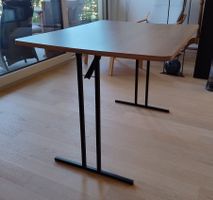 Stabiler Camping Klapptisch, in sehr gutem Zustand