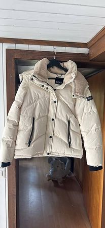 Damen Steppjacke Roxy beige Grösse M neuwertig