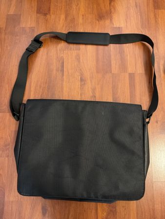 Schwarze Manor Herrentasche - Top Zustand