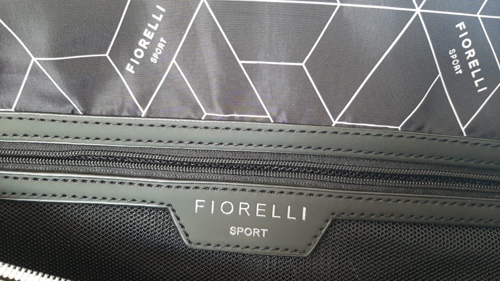 Borse: tolle Tasche von FIORELLI Sport – Nuovo e nell'imballaggio originale da Neuhausen am Rheinfall venduto da mariess 1
