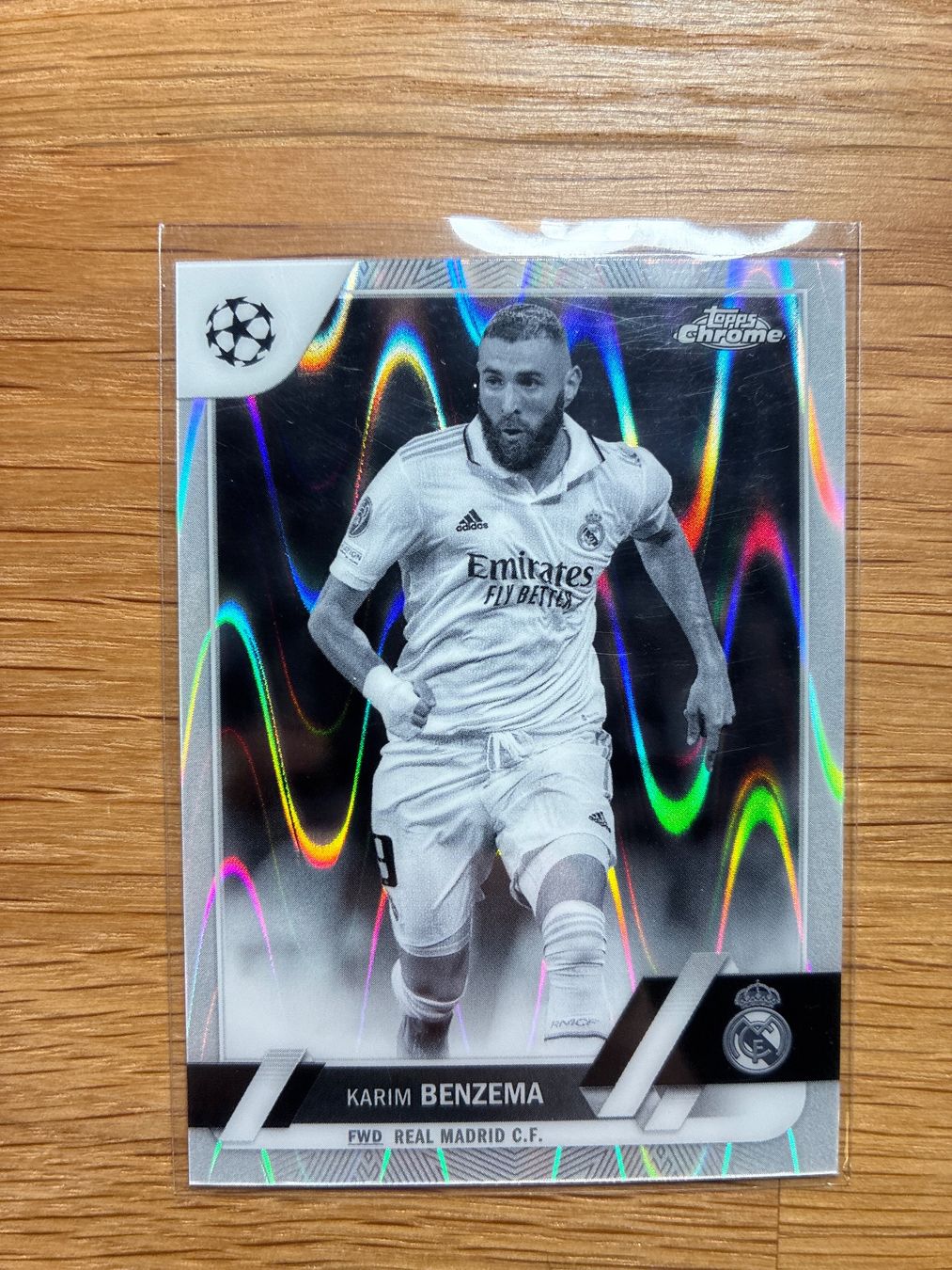 Topps Carte collezionabili: Topps Chrome Karim Benzema Real Madrid BW Raywave – Usato da Wangenried venduto da Garagara