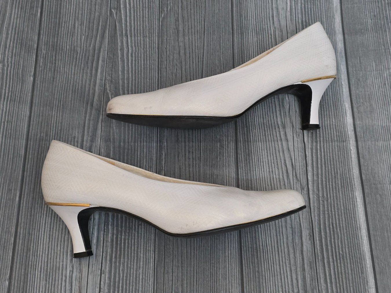 Högl Scarpe da donna: 💞​ HÖGL Pumps - 37 - Echtleder – Usato da Thalwil venduto da VitaMini 3