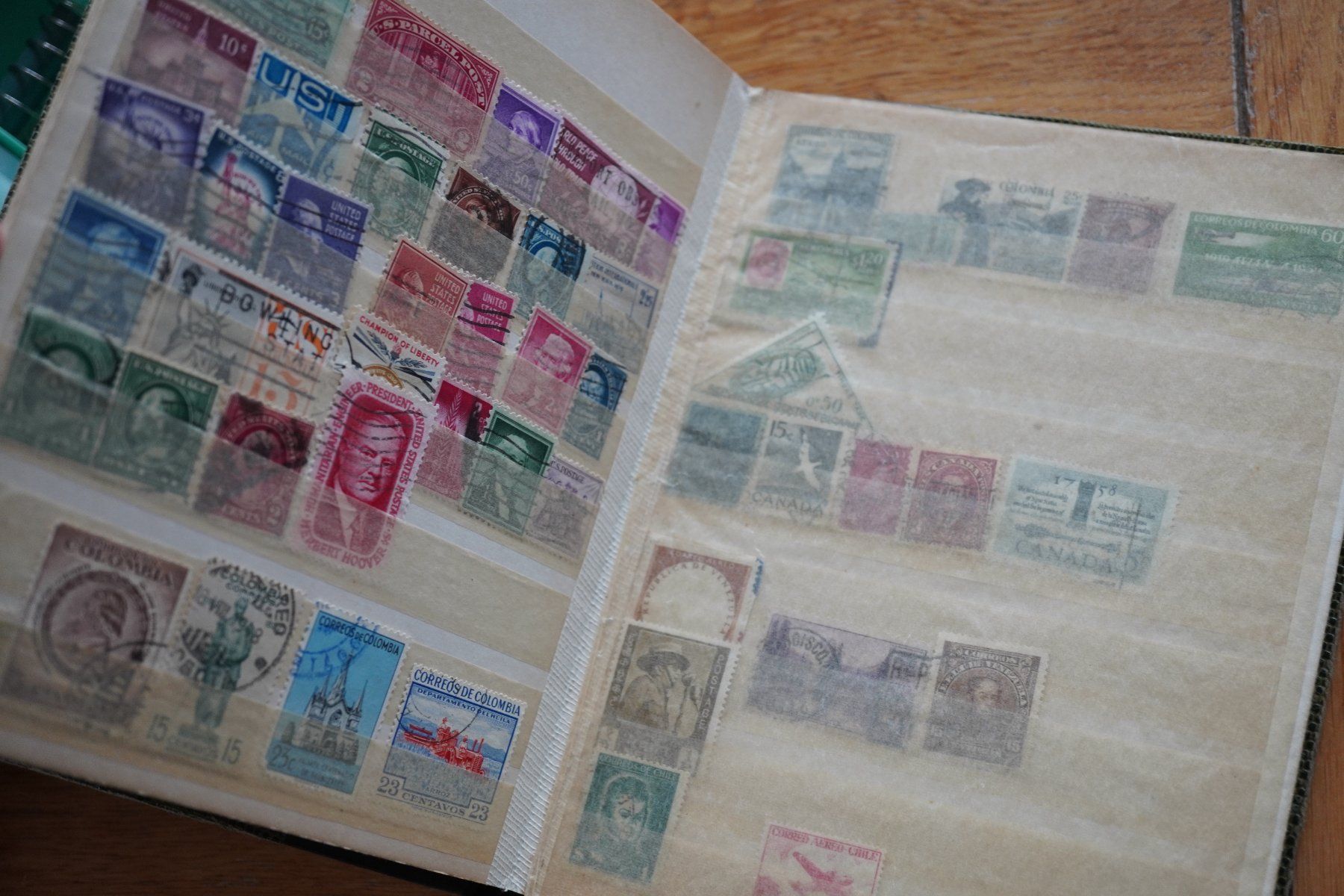 Tutti i francobolli: Briefmarken Sammlung  Grünes Buch International – Usato da Eschenbach SG venduto da craniums 3