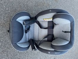 Siège auto bébé gris NEO360 très bon état