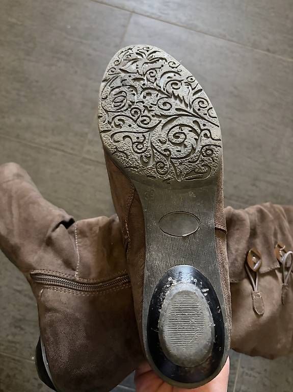 Scarpe da donna: Schuhe Grösse 39 – Usato da Tumegl/Tomils venduto da tiger358 1