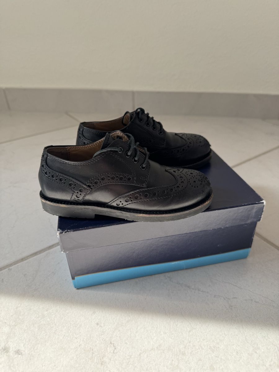 Scarpe per ragazzi: Kinder Anzugsschuhe Grösse 25 – Usato da Nuglar venduto da nao_fr9z