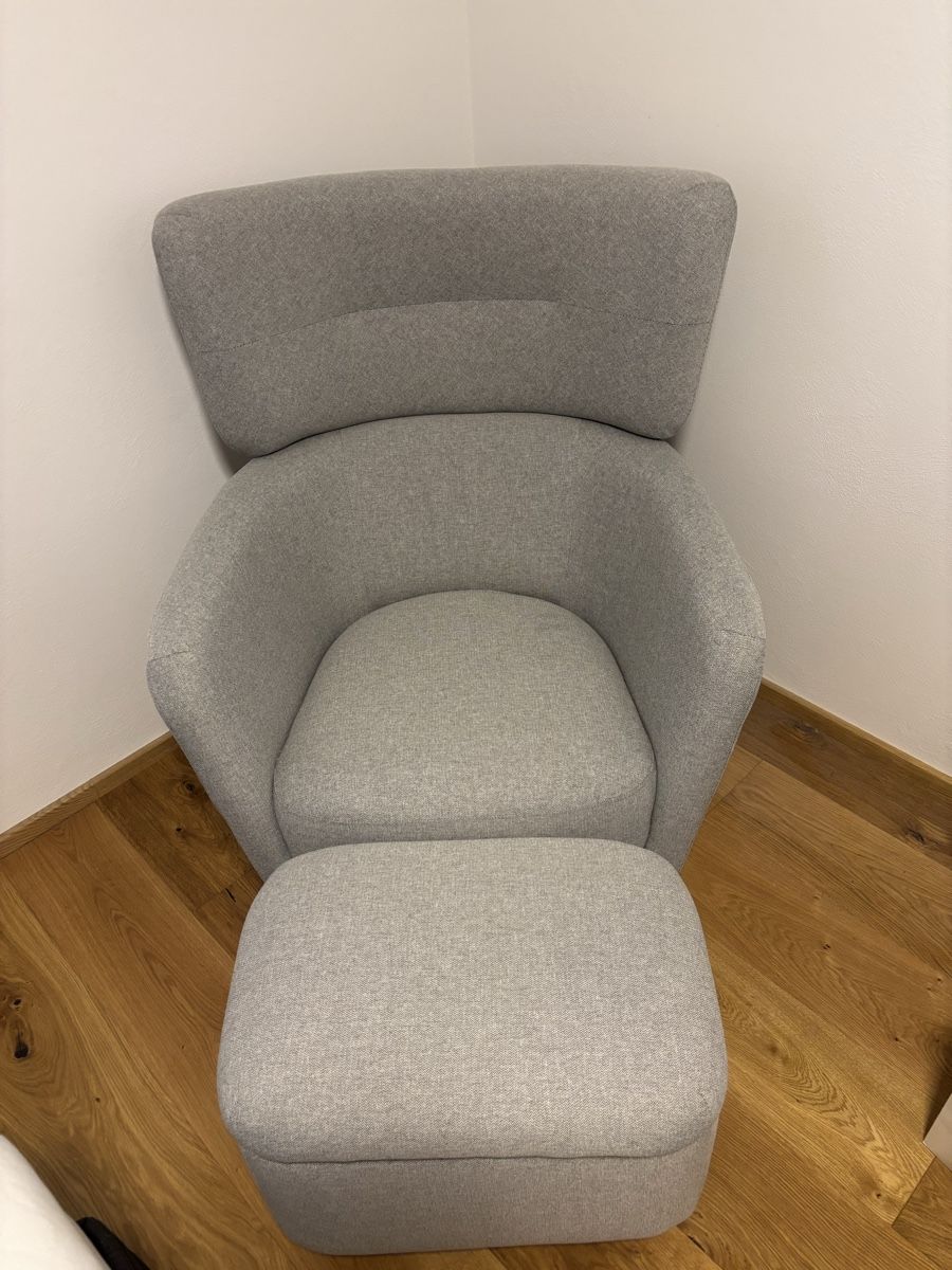 Poltrone: Couch sessel mit fussablage – Usato da Rebstein venduto da Selo38 1