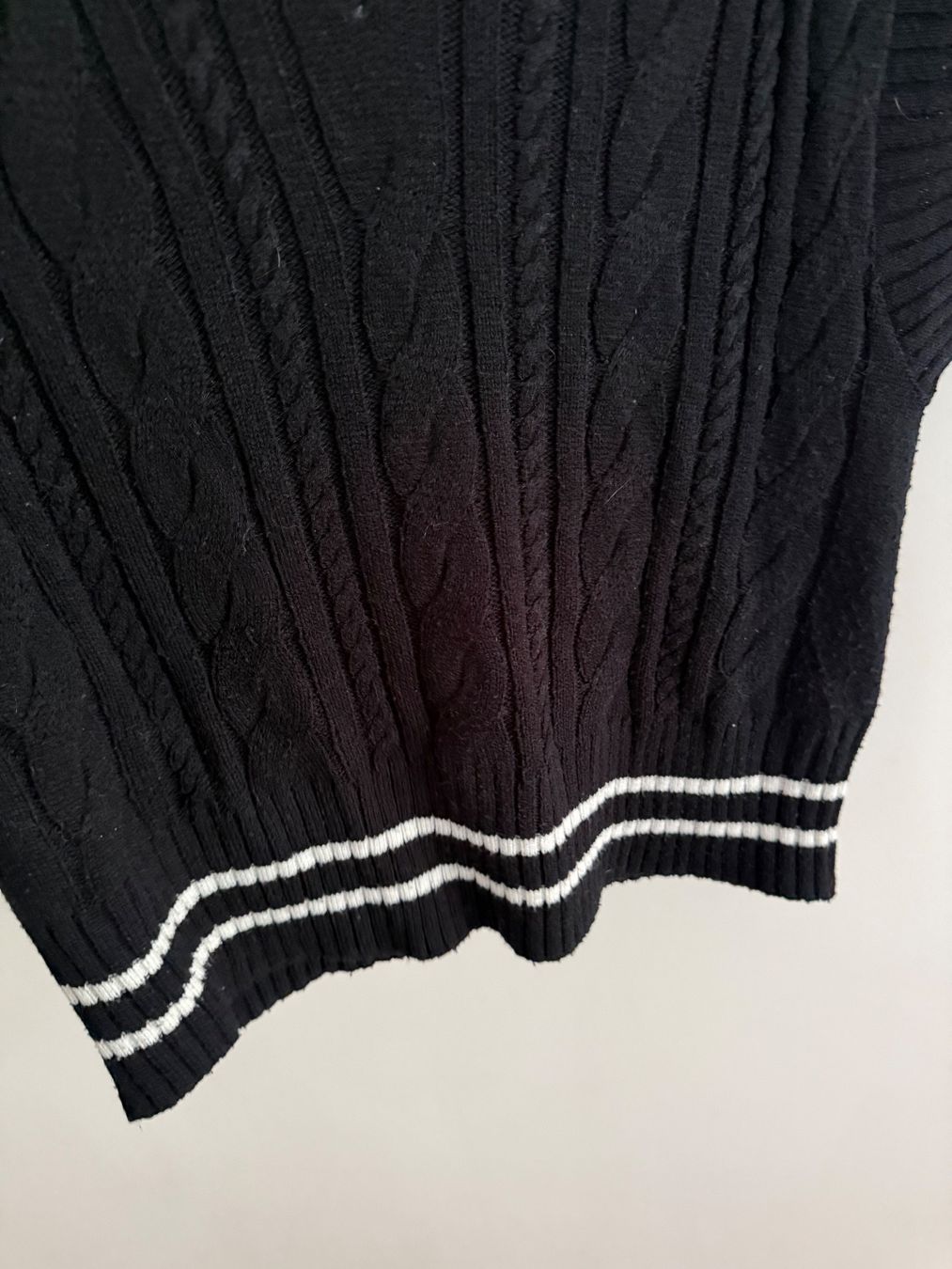 H&M Top: Pull sans manches – Usato da Sion venduto da Mazarine_ 4