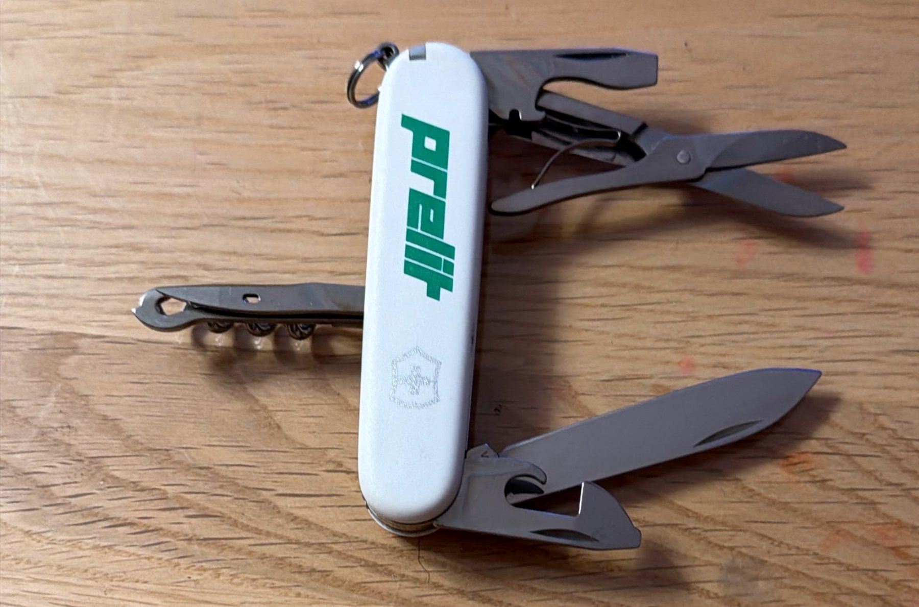 Victorinox Taschenmesser: VICTORINOX SACKMESSER PRELIT – Gebraucht aus Zürich von Frei-Occasionen 2