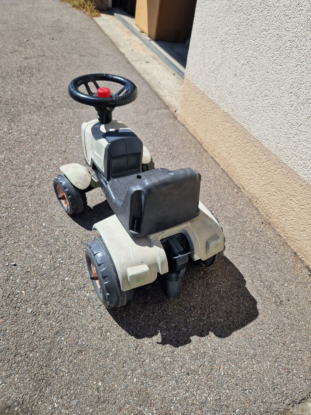 Fahrzeuge für Kinder: Tretauto Kinder Traktor mit Lenkrad und Sitz – Gebraucht aus Mörigen von Clio111 5