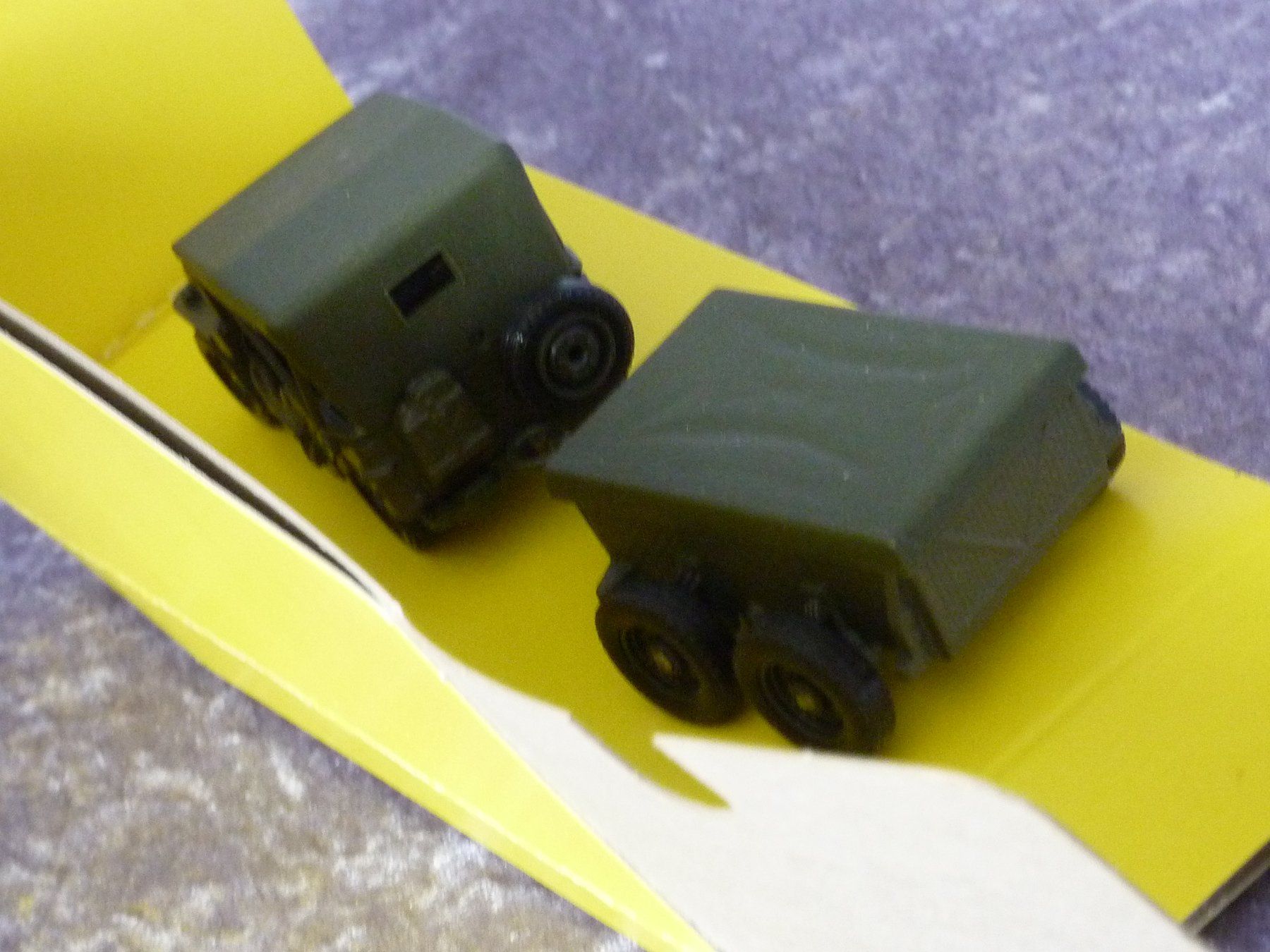 Willys Modellini d'auto: Militärjeep mit Anhänger 1:43 – Nuovo (secondo la descrizione) da Dürrenäsch venduto da modellautos4you 6