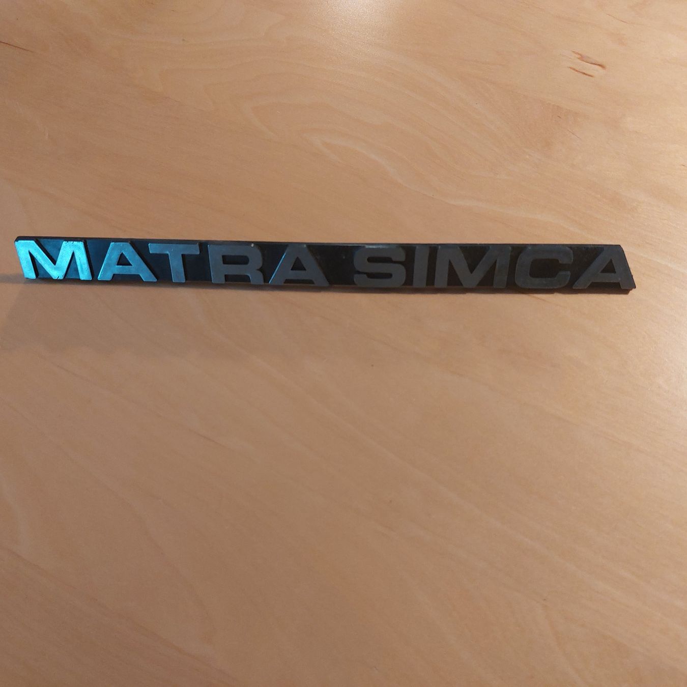 Tutti pezzi di ricambio auto: Matra Simca Auto Emblem – Usato da Lupfig venduto da Robob2