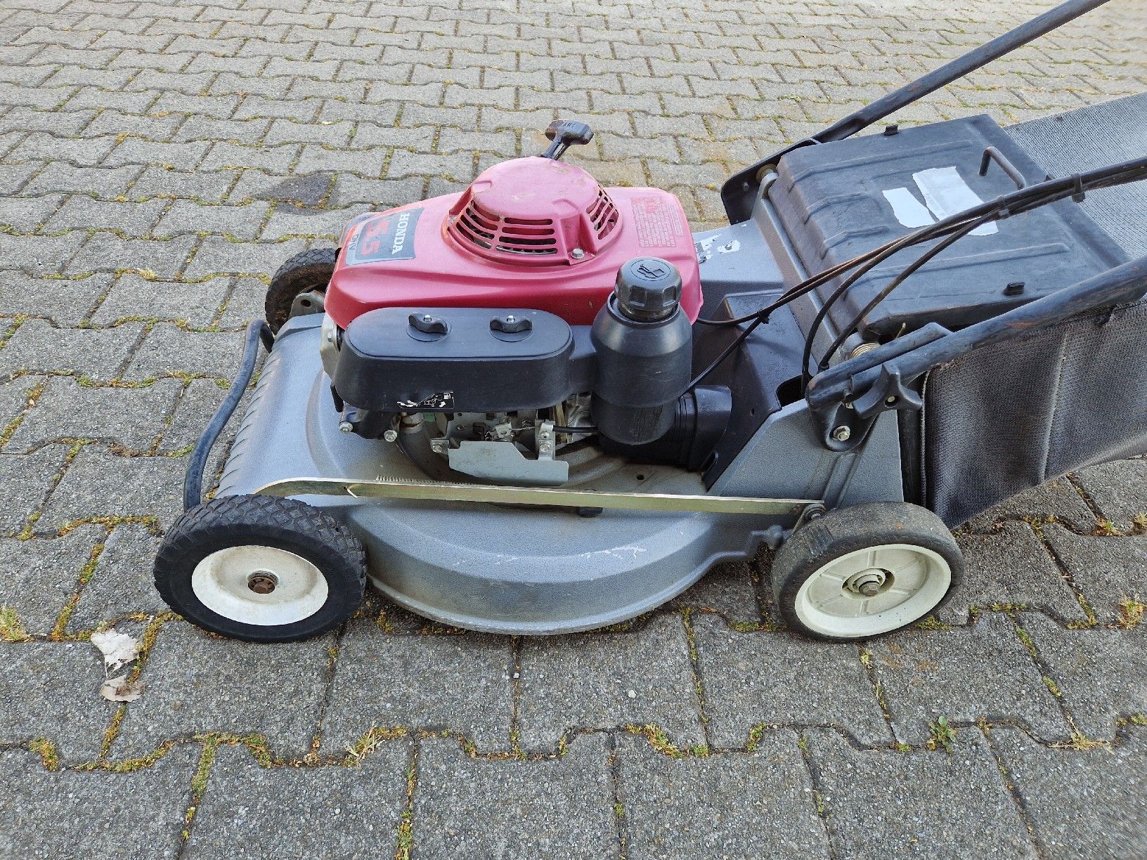Tagliaerba: Rasenmäher mit Honda Motor – Difettoso da Grosswangen venduto da lar_9lz7 6