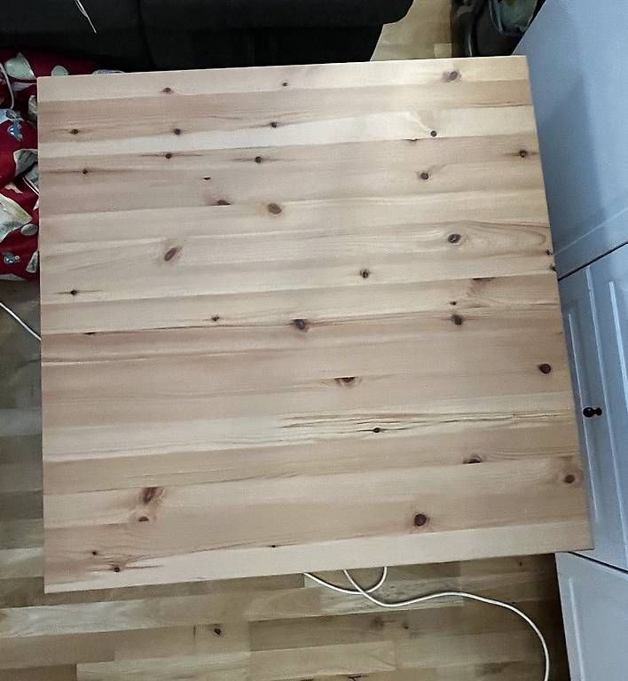 Ikea Tavoli: Ikea Couchtisch (neuwertig) – Nuovo (secondo la descrizione) da Bern venduto da and_rm22 1