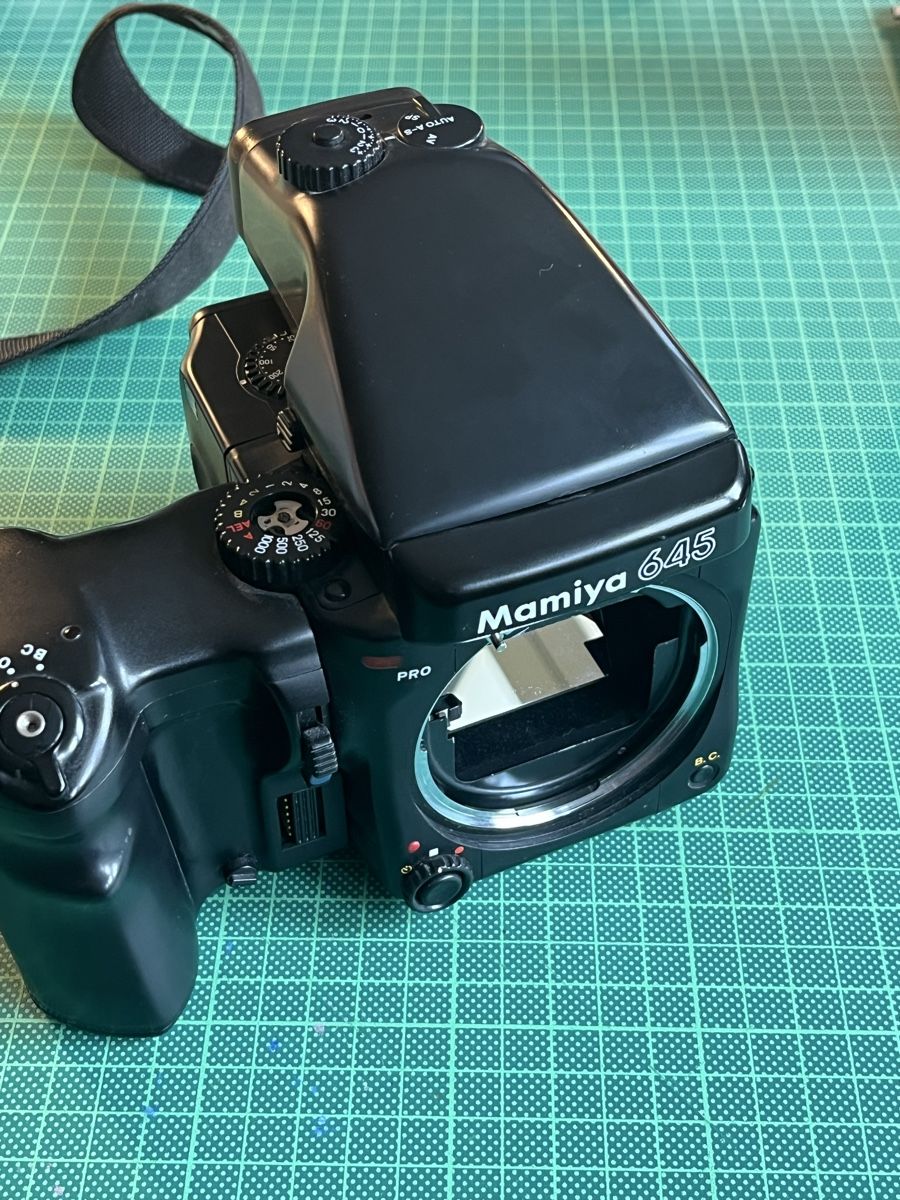 Mamiya Fotocamera: Mamiya 645 PRO | Body + Telelens – Usato da Bern venduto da afla55 1