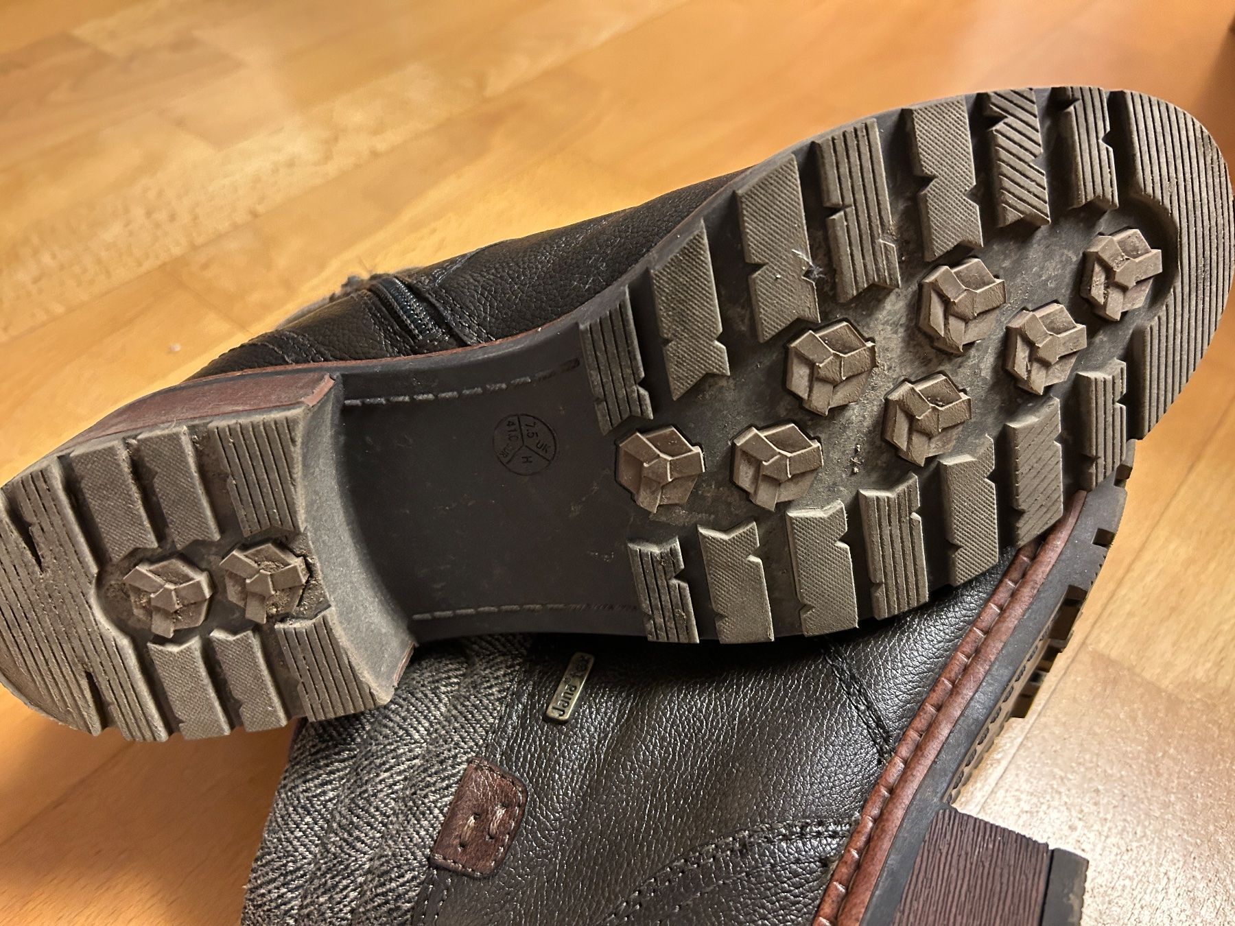 Scarpe da donna: Schöne warme Damenstifeletten – Usato da Mürren venduto da Alex03 2