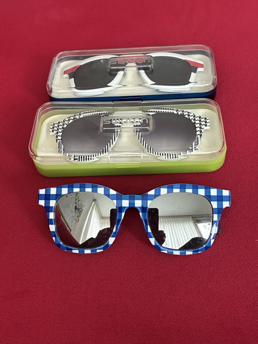 Occhiali & Lenti: Swatch Sonnenbrillen Set  – Usato da Bolligen venduto da Vroni23 3