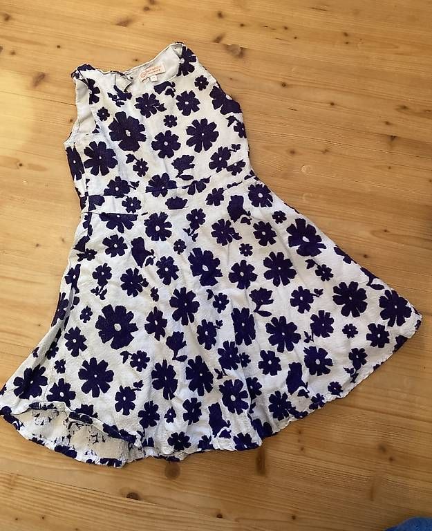 Vestiti & Gonne: Kleid Gr.116 – Usato da Brunnadern venduto da Bumlebee
