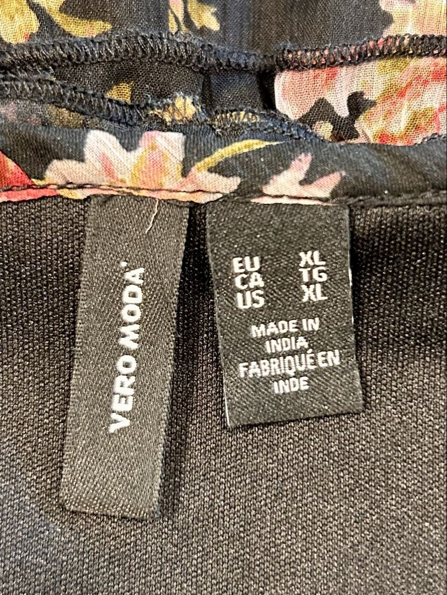 Vero Moda Vestiti: Vero Moda Kleid, Grösse XL – Nuovo (secondo la descrizione) da Oberhasli venduto da anzis 4