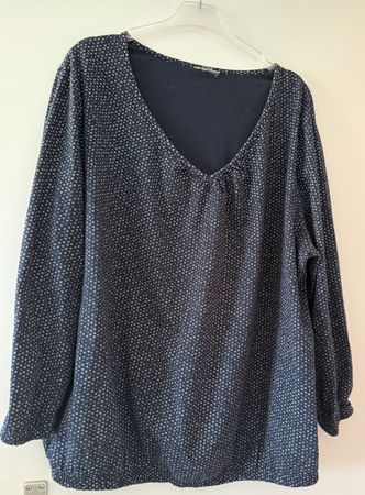 Bluse blau Gr. 48/50
