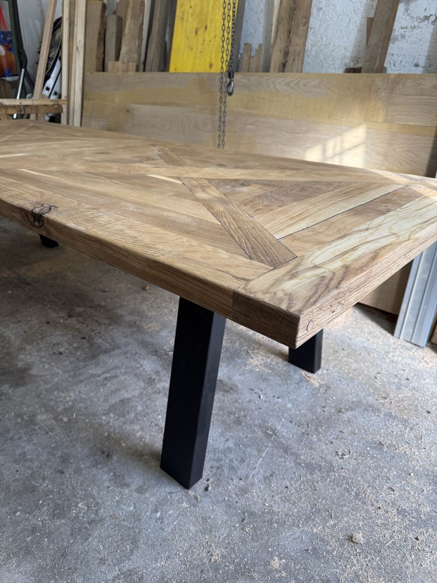 Eichholtz Tische: Massiver Eichenholztisch XXL CH – Neu (gemäss Beschreibung) aus Aarburg von Tischpunk 9