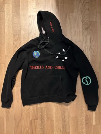Astroworld thrills and chills Pullover, Travis Scott Merch