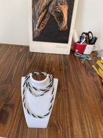Collier vintage torsadé 90 cm perles noir blanc gris 