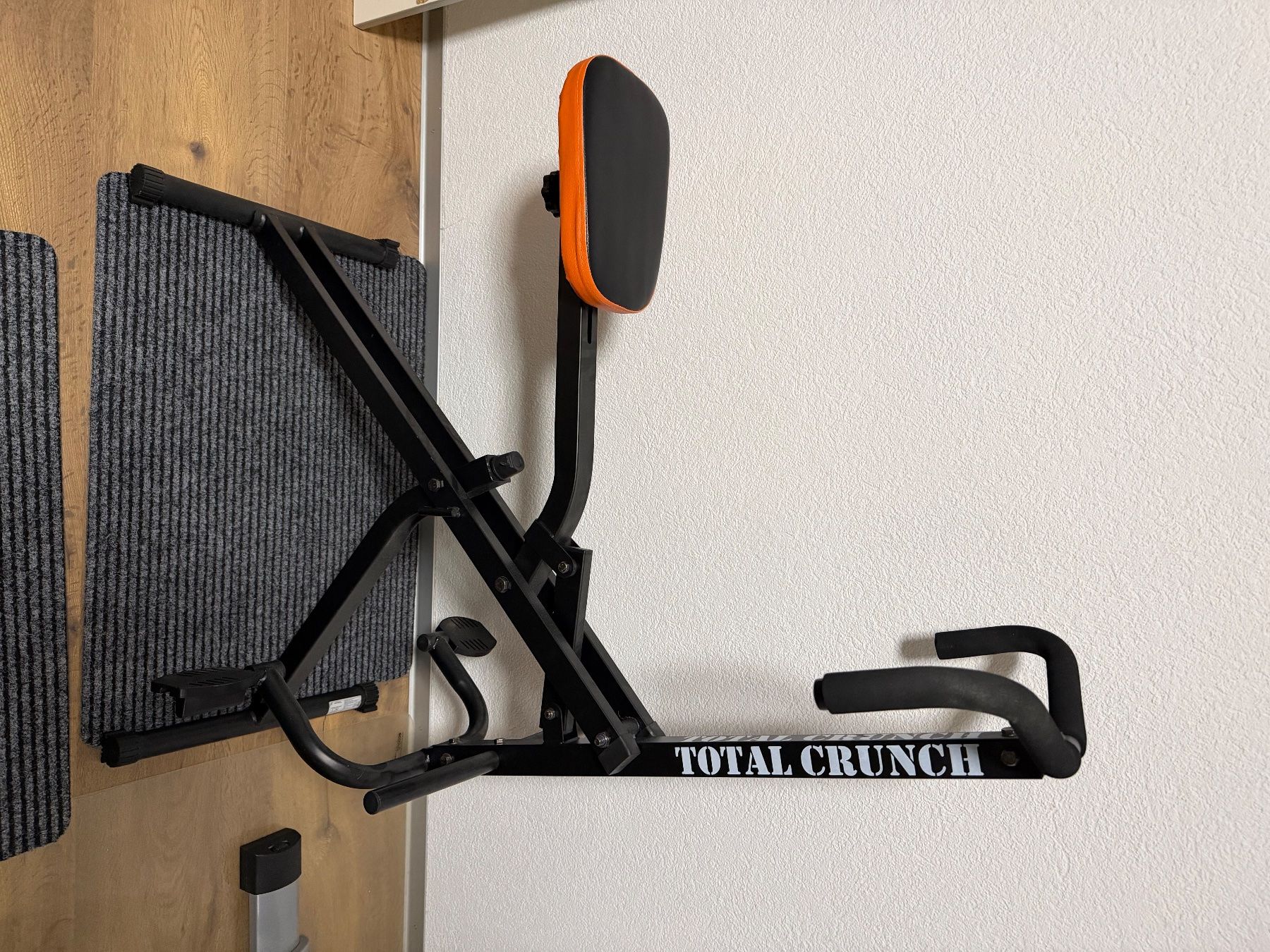 Hometrainer: Fitnes Gerät TOTAL CRUNCH – Usato da Olten venduto da Hus10 1