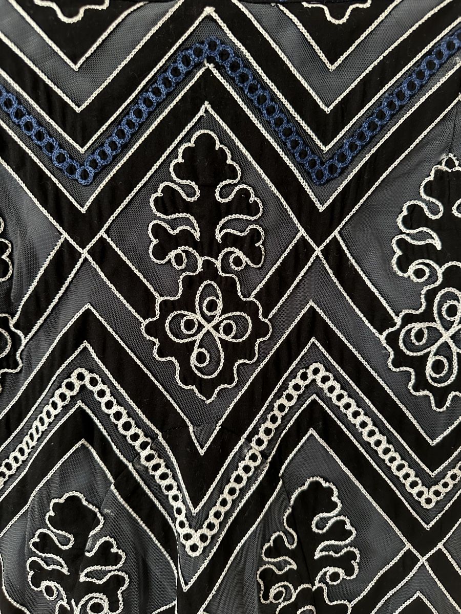 Gonne: i BLUES Designer Skirt, Size 6, Geometric Pattern, Gift! – Nuovo e nell'imballaggio originale da Versoix venduto da pen_6hgs 4
