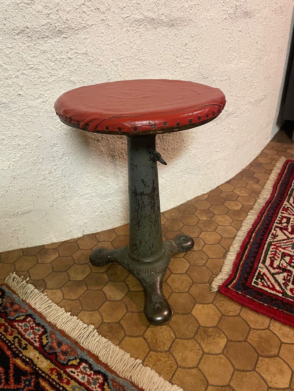 Hocker: Singer Industriehocker, Werkstatthocker, Gusseisen – Gebraucht aus Zürich von Caro55 1
