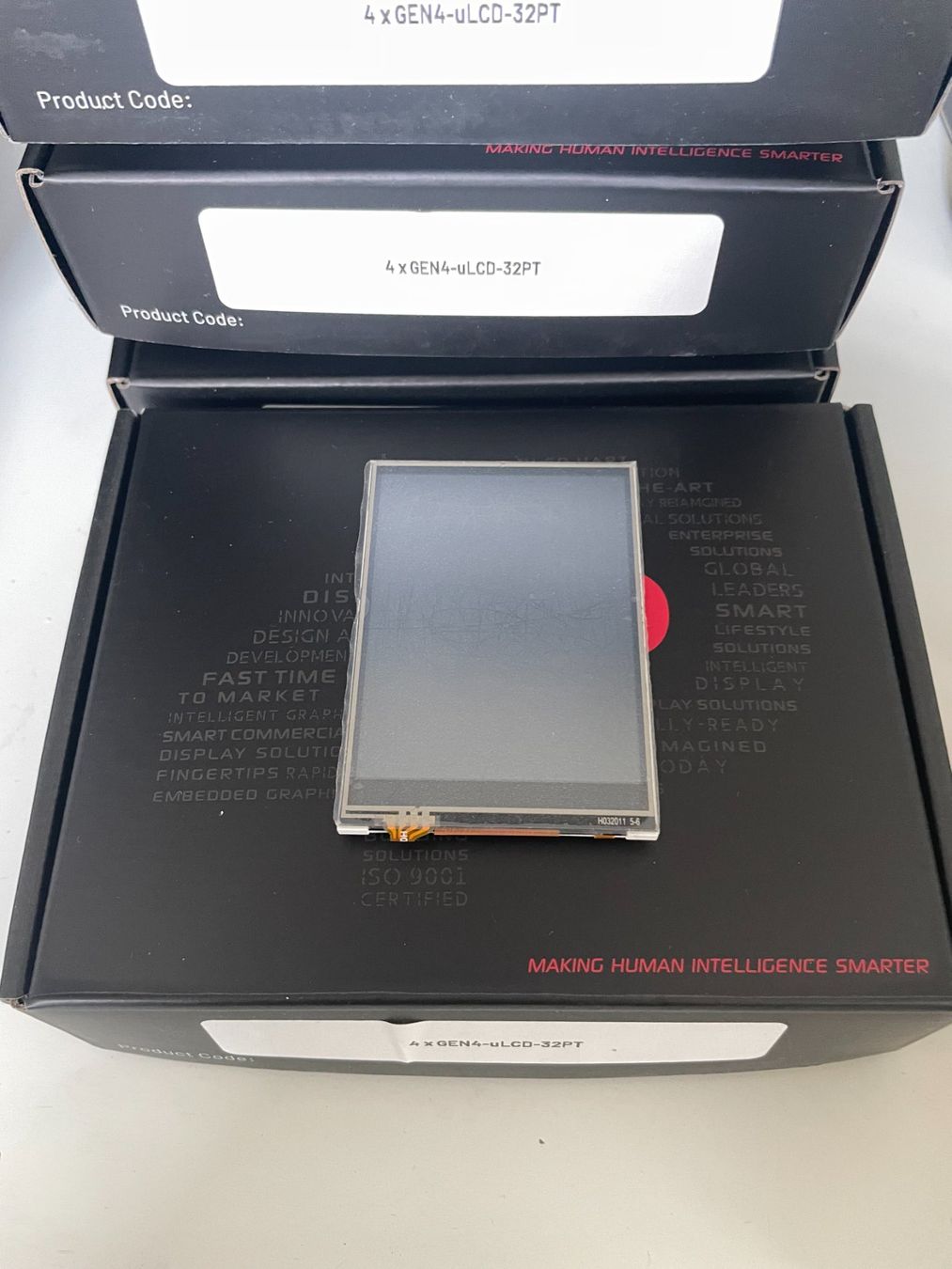 Monitor: 4x GEN4 uLCD 32PT LCD Display, 3,2" 240x320 Pixel – Usato da Zürich venduto da florian.kilian