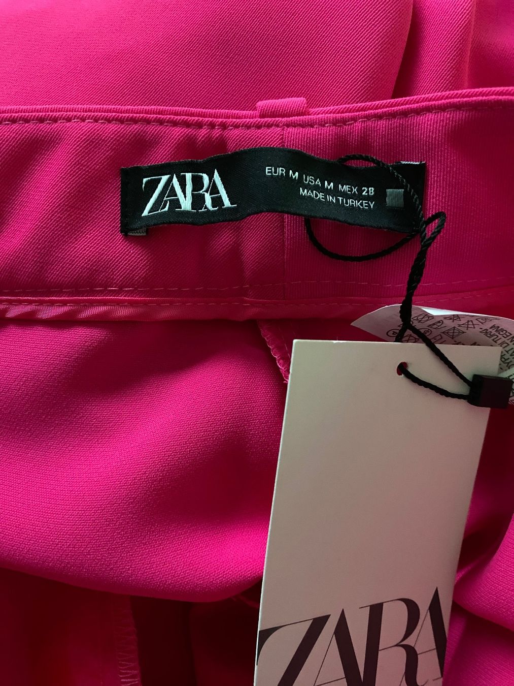 Zara Pantaloni: ZARA coole HOSE Gr. Medium - neu - – Nuovo (secondo la descrizione) da Jona venduto da vanessasupermarket20 6
