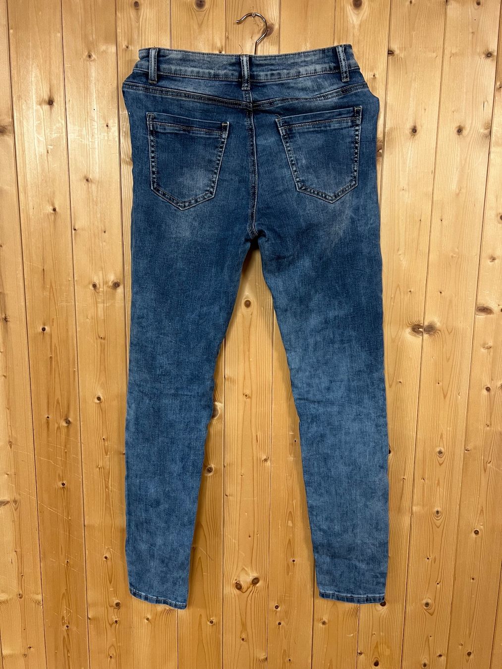 Jeans: AMISU JEANS FRAU GR. 29 – Usato da chiasso venduto da Wulli 1