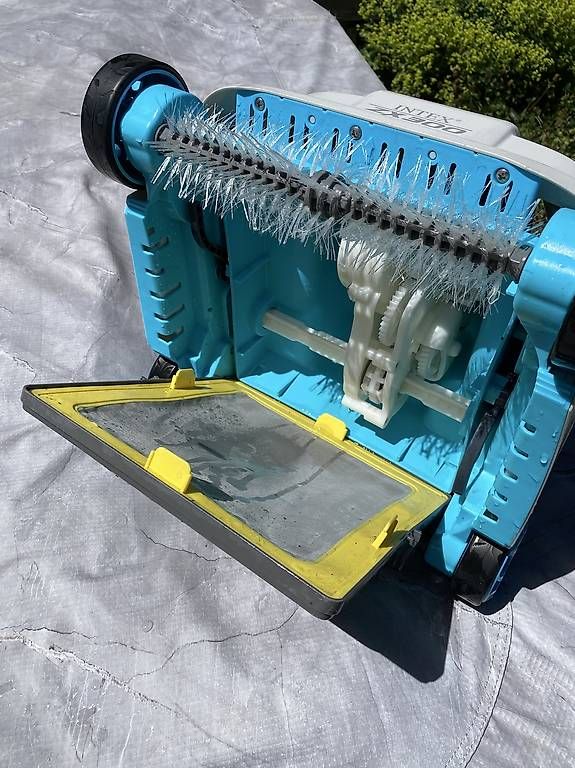 Accessori per Piscine: Poolreinigungs-Roboter ZX300 – Usato da Wiggen venduto da WiggerUlle 2