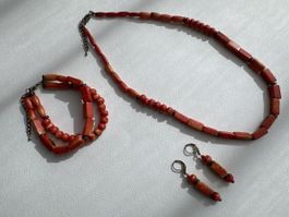 Elegantes Schmuckset - Halskette, Armband, Ohrringe