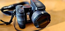SONY DSC-H7 Cypershot Digicam